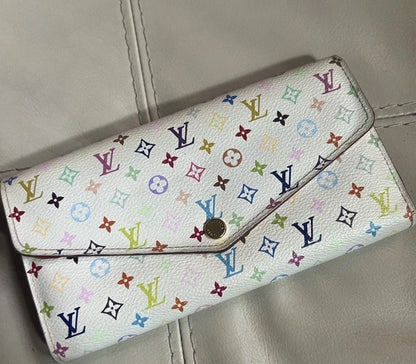 Louis Vuitton Sarah Wallet – White Multicolor Monogram – Pink Interior with Zip